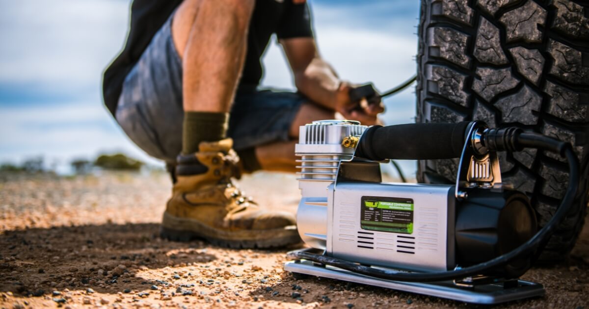 Inflating 4x4 tyre with electric compressor