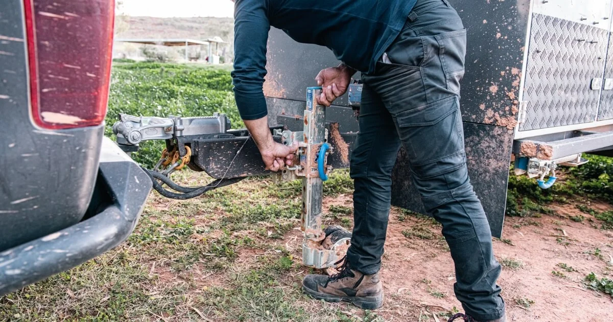 Securing a jockey wheel in place